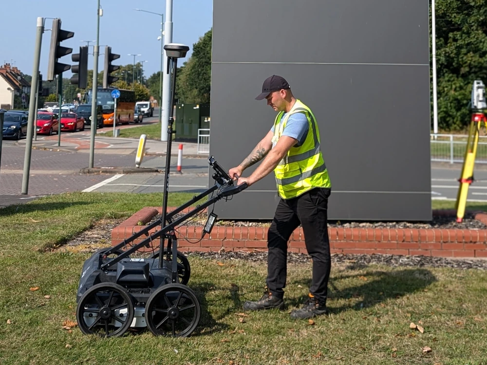 Surveyor using GPR to enhance BIM Underground Services mapping accuracy